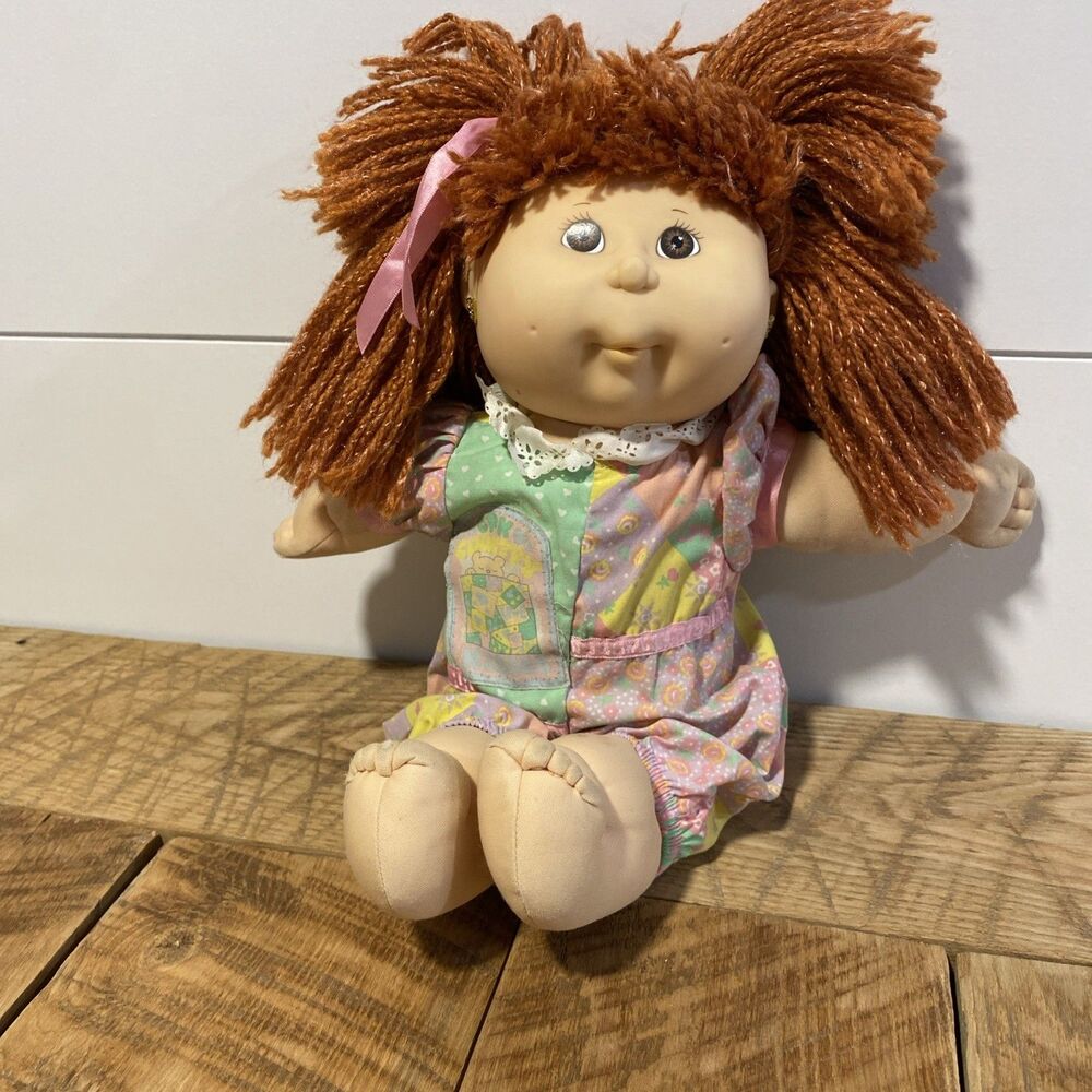 Cabbage Patch Doll 1991 Kissing’ Kid Hasbro Earrings Red Hair Brown Eyes